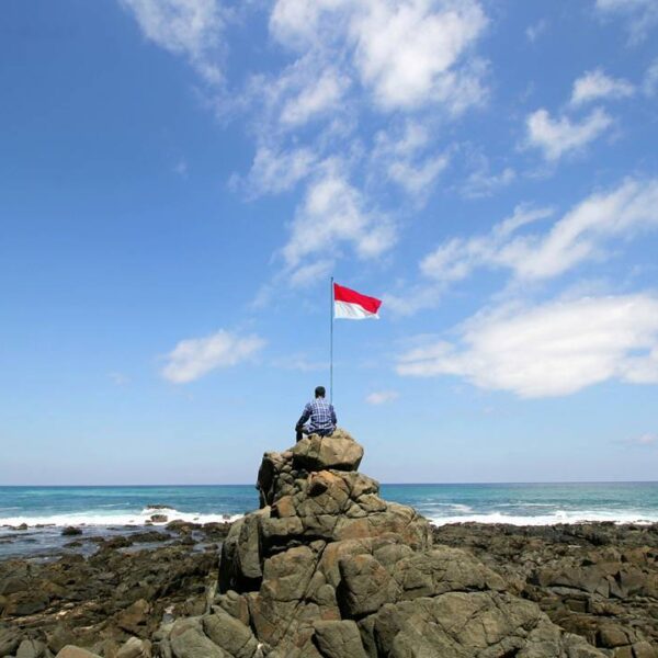 #explorebima Photo today by  taken at Lawoli Beach Lambu

#exploreindonesia...