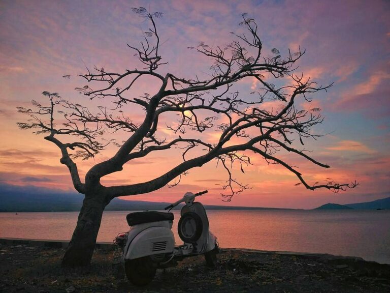 #explorebima Photo today by  taken at Kalaki Beach

#exploreindonesia...