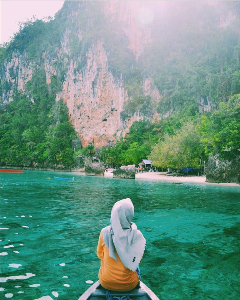 #explorebaubau Photo today by  taken at Pantai Lakadao Buton....