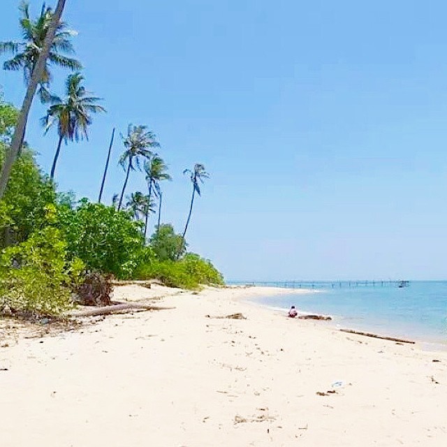 #explorebangka by  taken at Pantai Asmara, Muntok, Kabupaten Bangka Barat.
#trav...