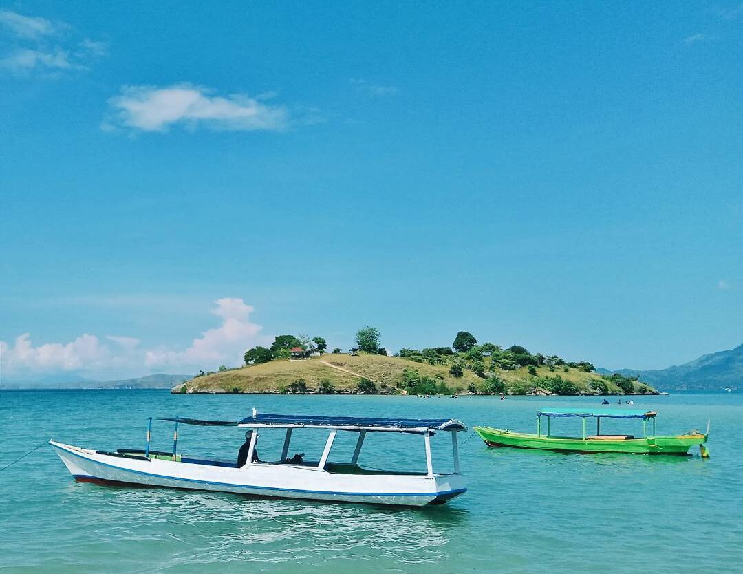#explorebima Photo today by  taken at Lariti Beach 
#exploreindonesia...