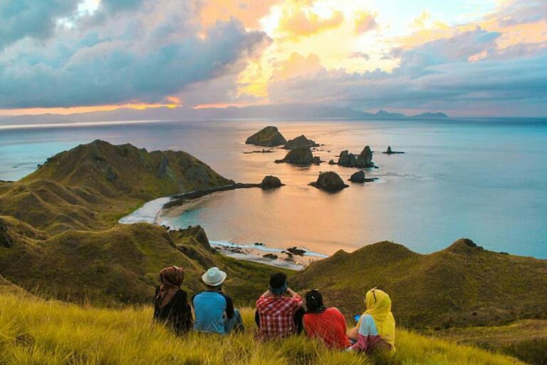 #explorebima Photo today by  taken at Kelapa Island 
#exploreindonesia...