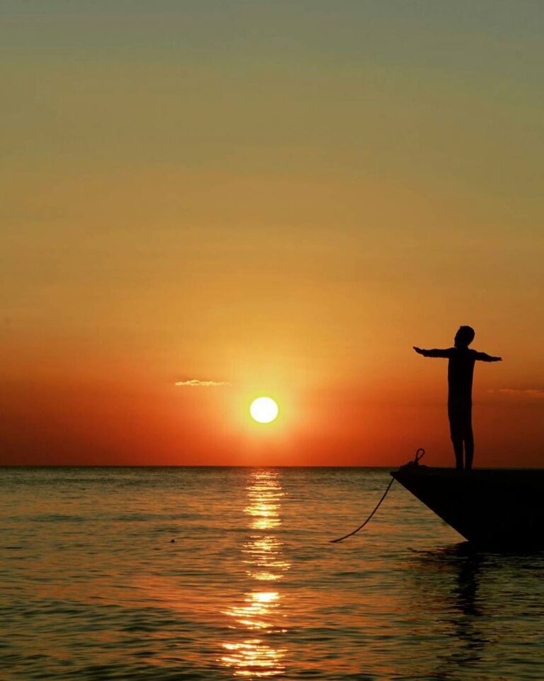 #explorebima Photo today by  taken at Mantau Beach Wera

#exploreindonesia...