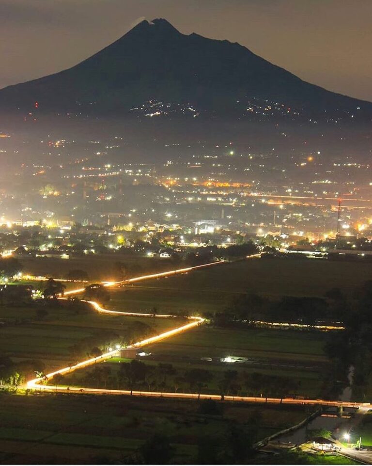 #explorejogja photo today by  taken at Spot Riyadi, around Prambanan....