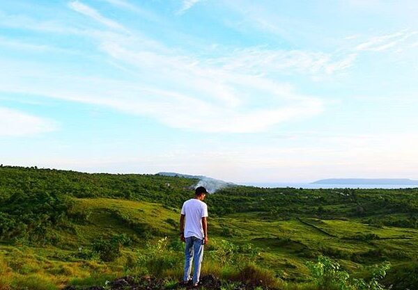 #explorebaubau Photo today by  taken at padang savana Baubau berjarak -+ 7km dar...