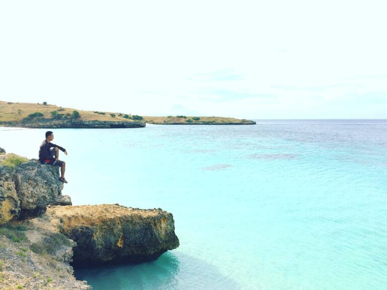#explorebima Photo today by  
taken at Pink Beach Lambu

#exploreindonesia...
