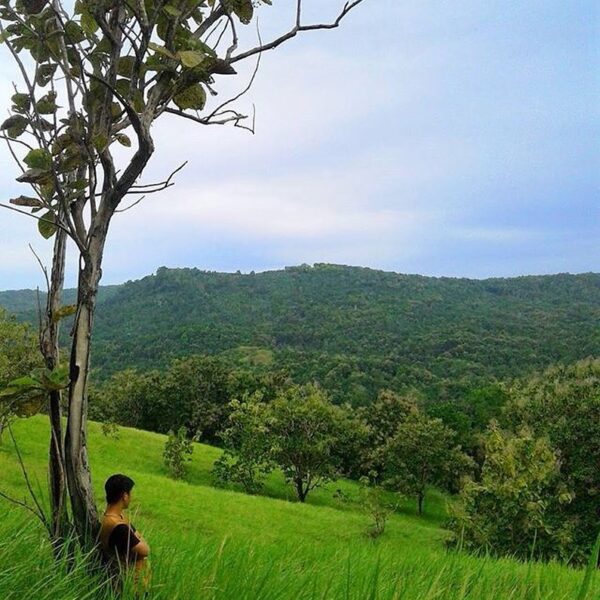 #explorebaubau Photo today by  taken at Padang Gurun Bukit Wolio Indah(Palatiga)...