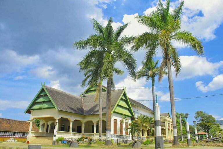 #explorebima Photo today by  taken at ASI Mbojo

#exploreindonesia...