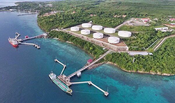 #explorebaubau Photo today by  taken at terminal transit BBM Baubau....