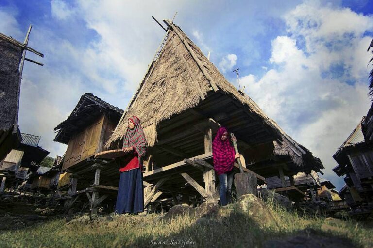 #explorebima Photo today by  taken at Uma Lengge Wawo

#exploreindonesia...