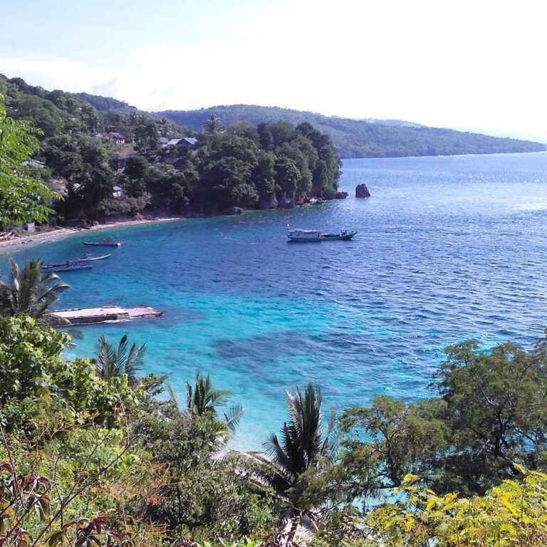 #explorealor Photo today by  Taken arround at Baranusa, Alor, Nusa Tenggara Timu...