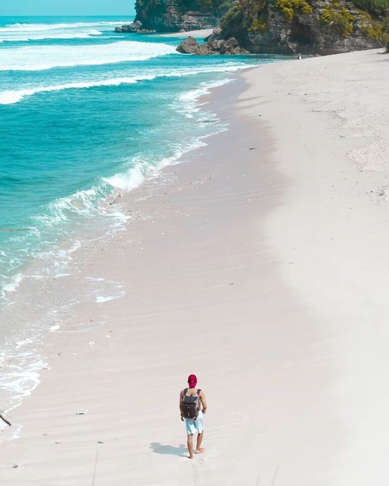 #explorejogja photo today by  taken at Pantai Watu Kodok, Gunungkidul....