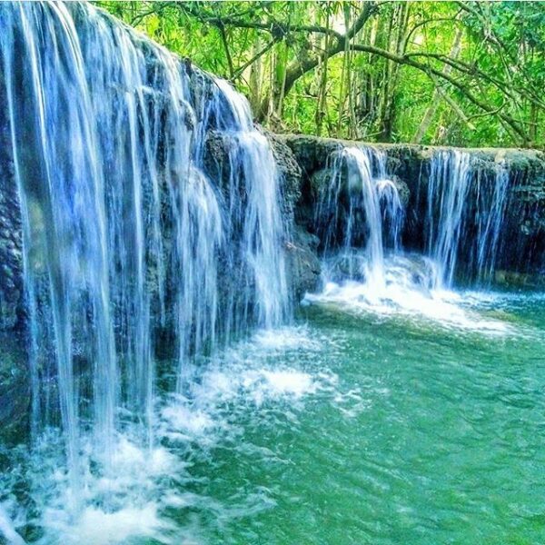 #explorebaubau Photo today by  taken at Air Terjun Kancinaa, Buton....