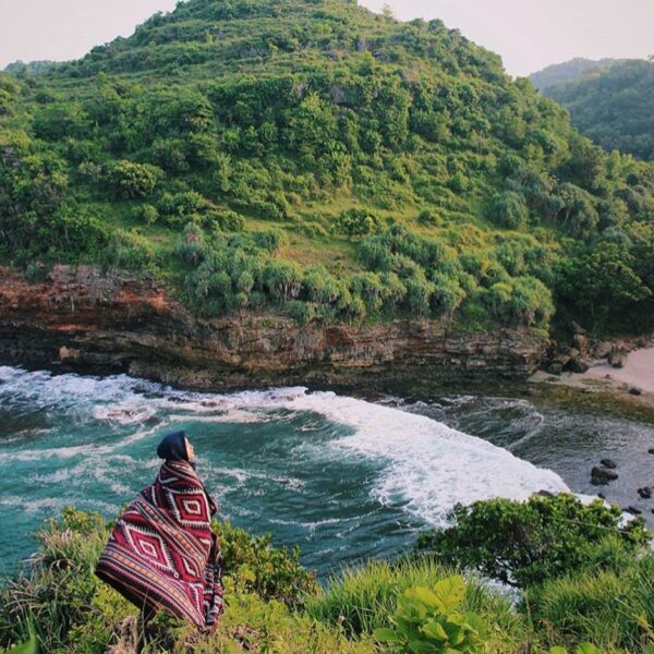 #explorejogja photo today by  taken at Pantai Ngitun, Gunungkidul....