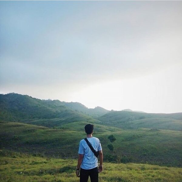 #explorebaubau Photo today by  taken at Bukit Teletubies jalan poros menuju Pasa...