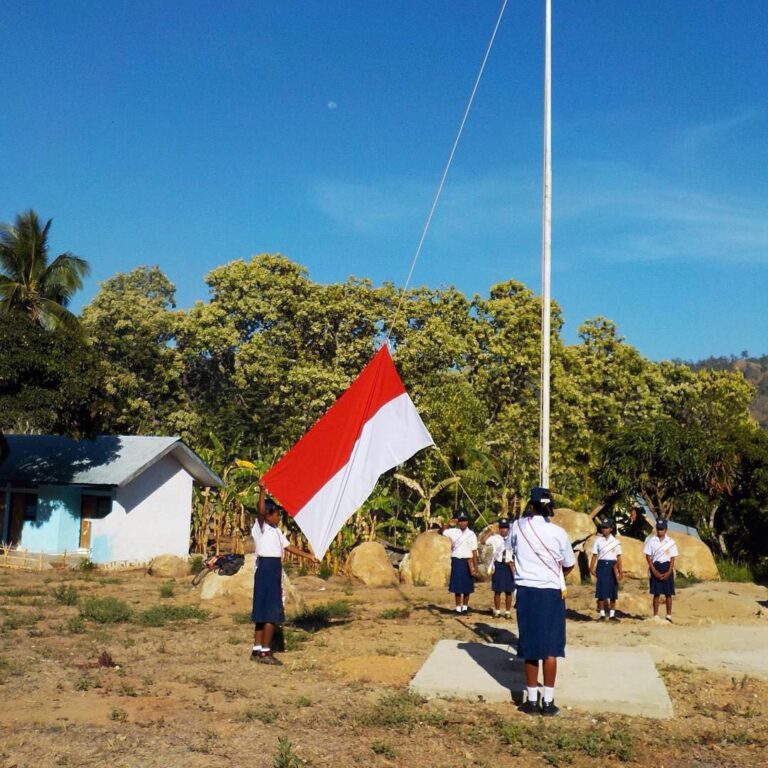 #explorealor Photo today by  Taken arround at Desa Pido, Alor,  Nusa Tenggara Ti...