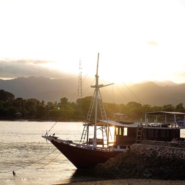 #explorealor Photo today by  Taken arround at Alor Kecil, Nusa Tenggara Timur
#a...