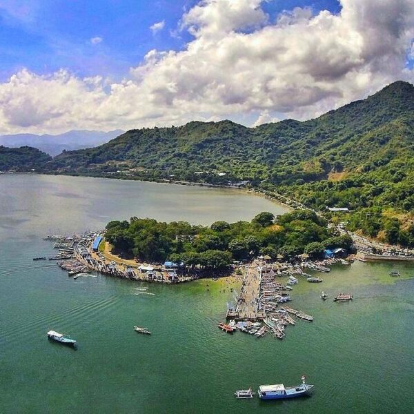 #explorebima Photo today by  taken at Lawata Beach 
#exploreindonesia...