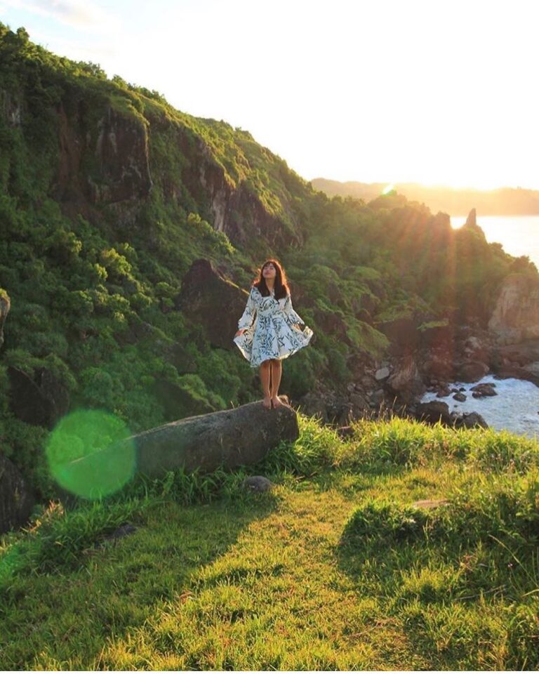 #explorejogja photo today by  taken at Bukit Pengilon, Pantai Siung, Gunungkidul...