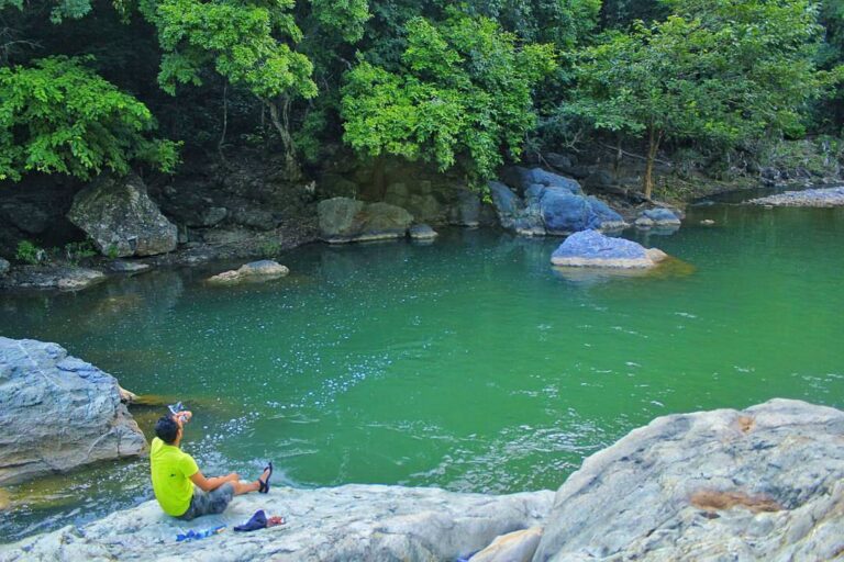 #explorebima Photo today by  taken at Diwu Monca Lampe

#exploreindonesia...