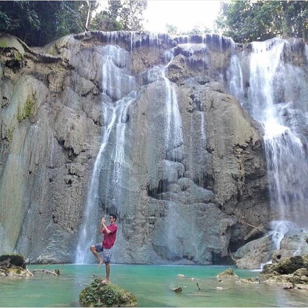 Photo today by  taken at air terjun desa Wakuli. #explorebaubau #travelingindone...