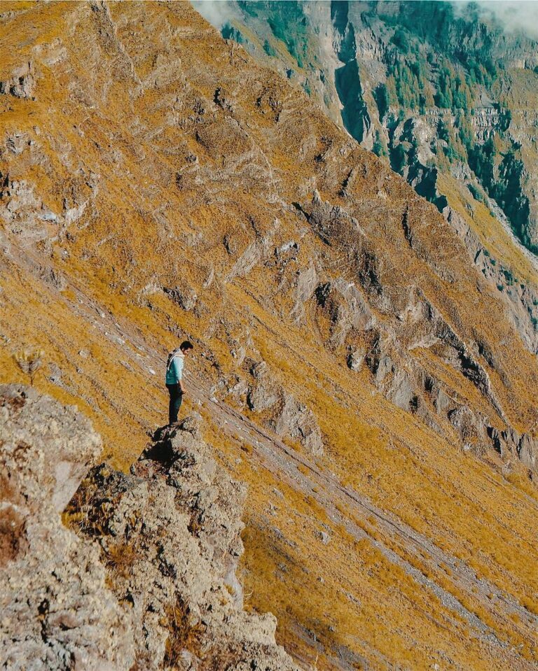 #explorebima Photo today by  taken at Mt Tambora

#exploreindonesia...