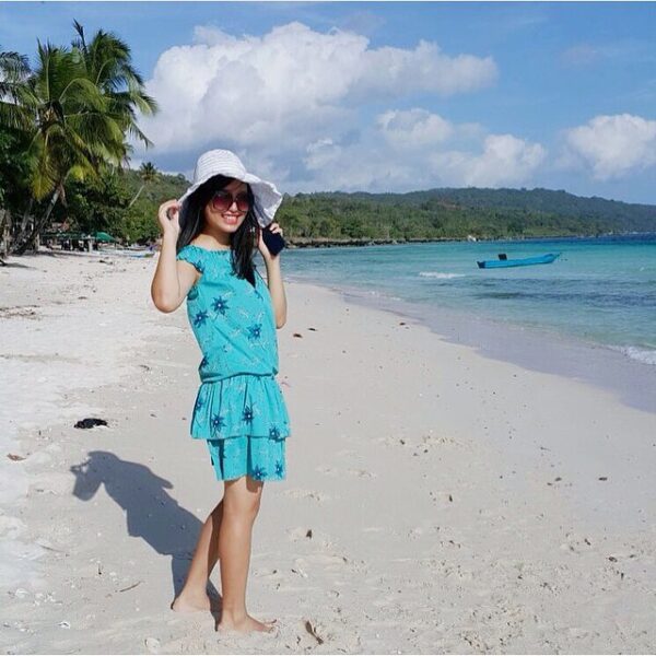 Photo today by  taken at Pantai Nirwana. #explorebaubau #travelingindonesia...