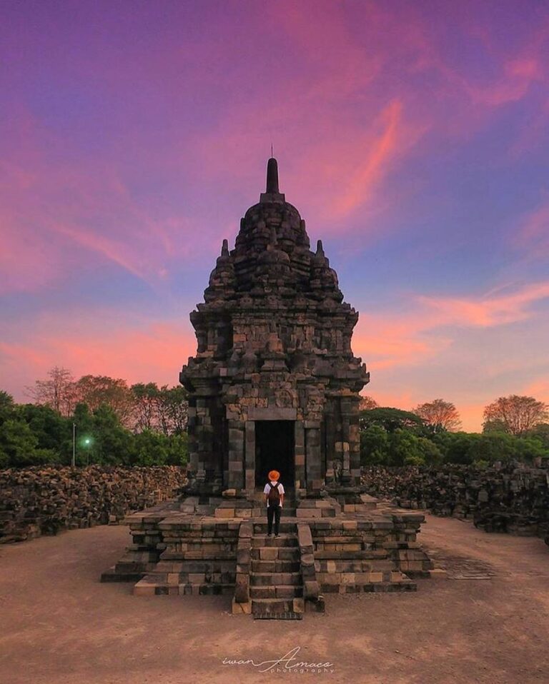 #explorejogja photo today by  taken at Candi Sewu, around Candi Prambanan....