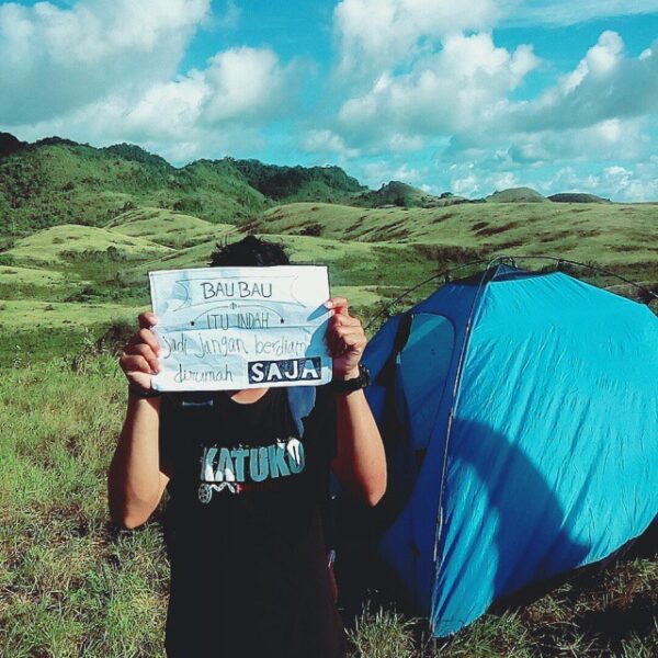 Photo today by  taken at bukit teletubies. #explorebaubau #travelingindonesia...
