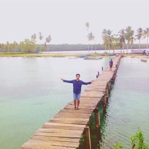 Photo today by  taken at selat pantai mawasangka timur. 
#explorebaubau #traveli...
