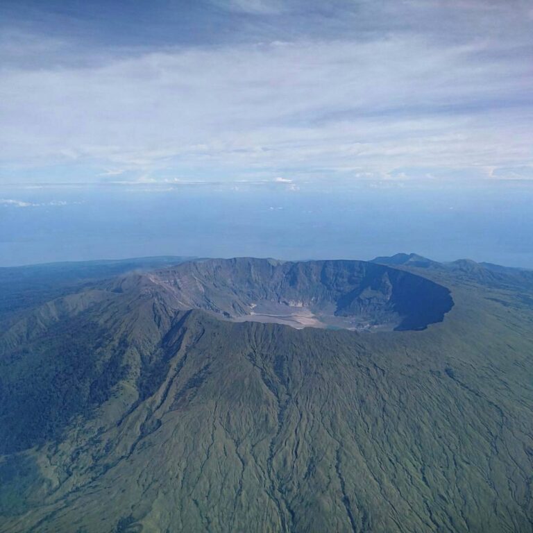 #explorebima Photo today by  taken at Mt Tambora

#exploreindonesia...