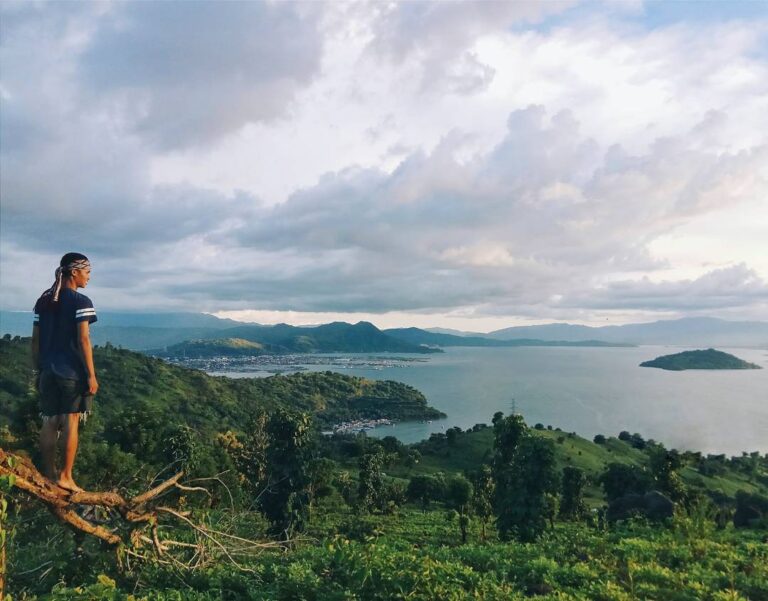 #explorebima Photo today taken at Bonto Hill

#exploreindonesia...