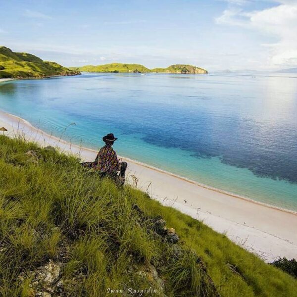 #explorebima Photo today by  taken at Oi Pa'i Beach Lambu 
#exploreindonesia...