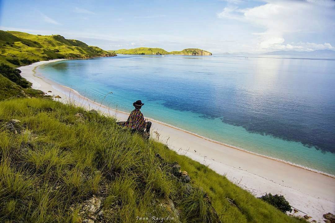 #explorebima Photo today by  taken at Oi Pa'i Beach Lambu 
#exploreindonesia...