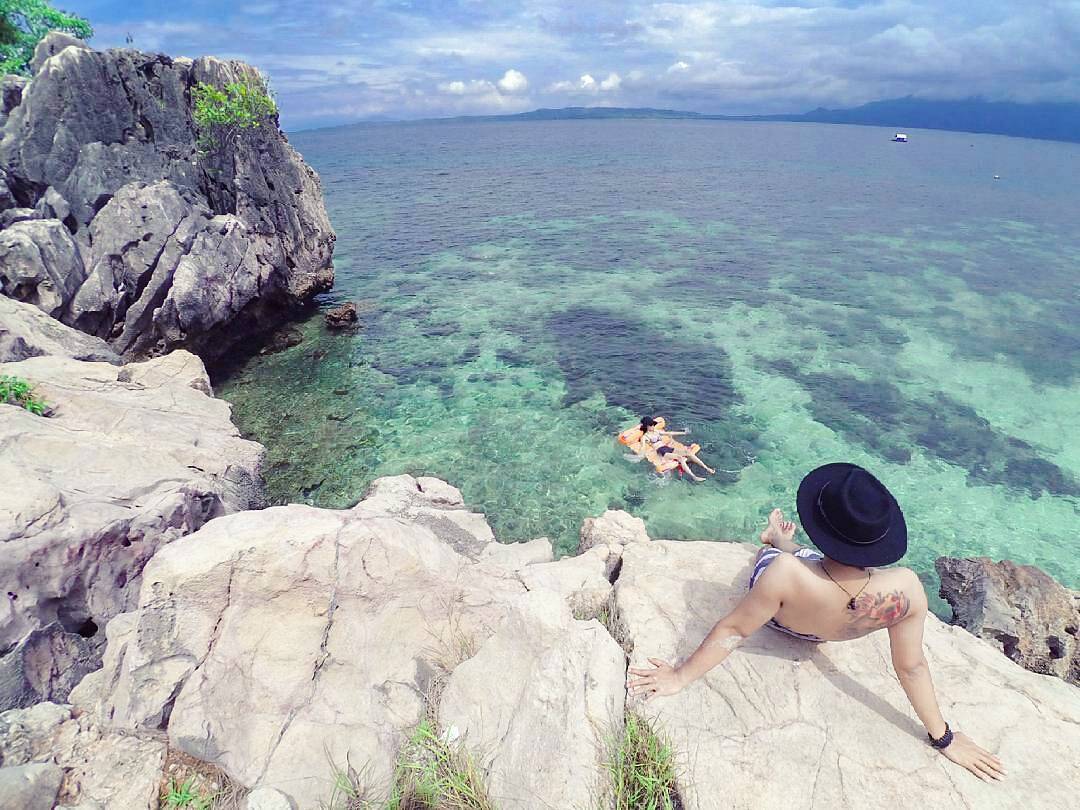 #explorebima Photo today by  taken at Bajo Pulo Beach Sape

#exploreindonesia...