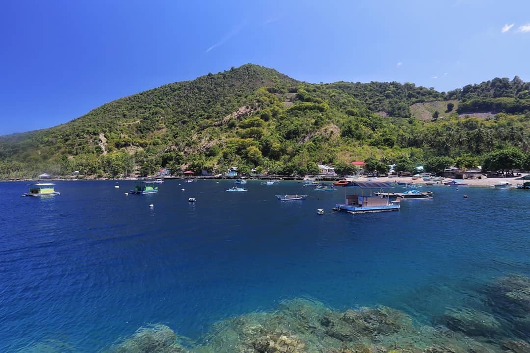 Olele Pantai Olele, taman laut cantik di Gorontalo. Terkenal sebagai surga ...
