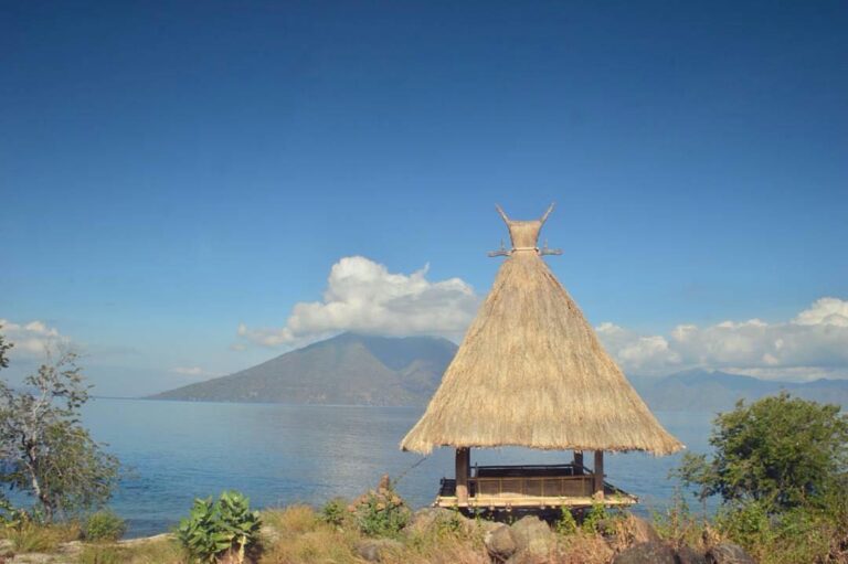#explorealor Photo today by  Taken arround at Sabanjar, Alor Besar, Nusa Tenggar...