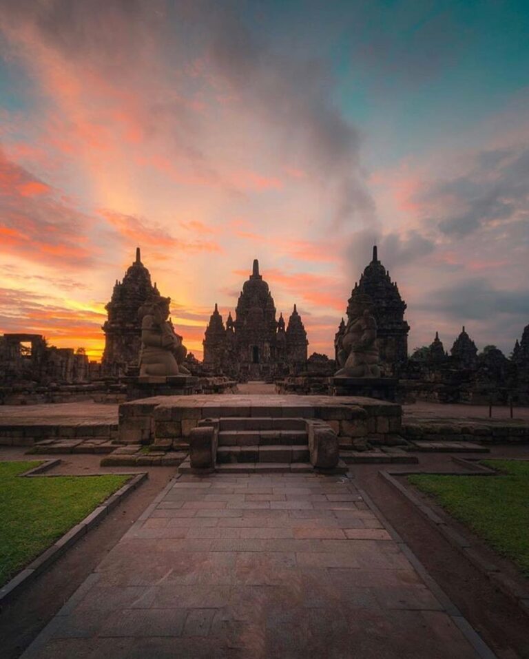#explorejogja photo today by  taken at Candi Sewu, around Candi Prambanan....