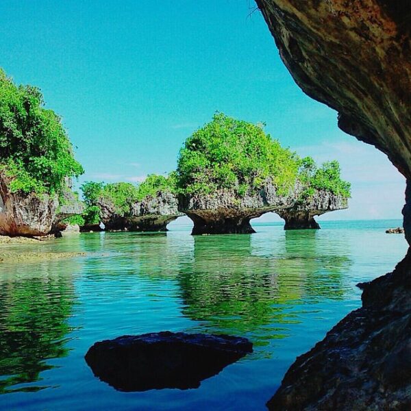Photo today by  taken at pantai Bahari. #explorebaubau #travelingindonesia...