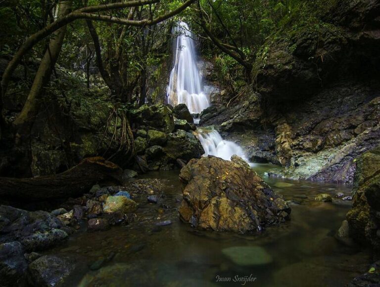 #explorebima Photo today by  taken at No Name Waterfall Sape

#exploreindonesia...