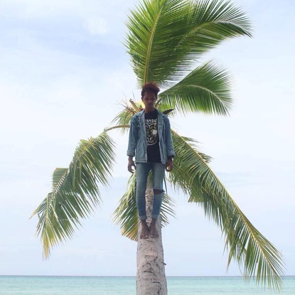 #explorealor Photo today by  Taken arround at Pantai Buiko, Alor, Nusa Tenggara ...