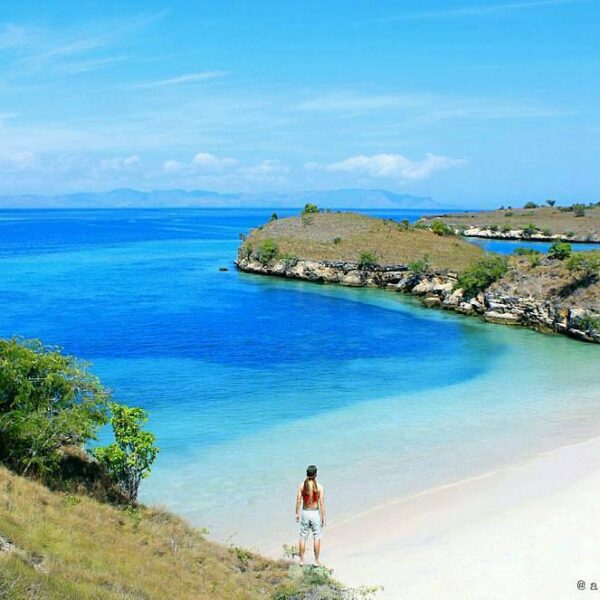 #explorebima Photo today by  taken at Mangge Longko Beach Lambu

#exploreindones...