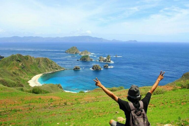 #explorebima Photo today by  taken at Kelapa Island

#exploreindonesia...