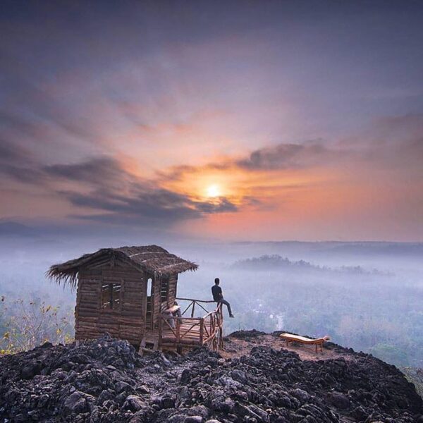 #explorejogja photo today by  taken at Tebing Watu Ireng, Patuk, Gunungkidul....