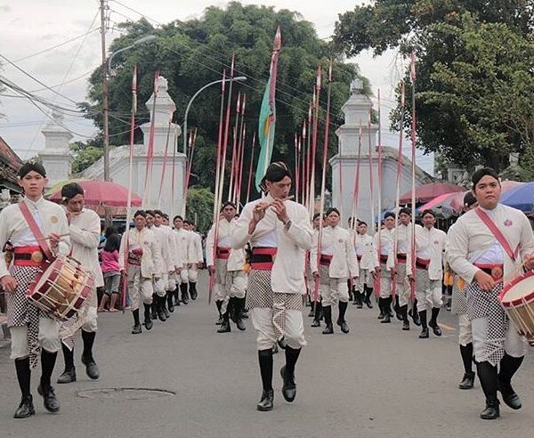 #explorejogja photo today by  covering Kirab Budaya Grebeg Maulid....
