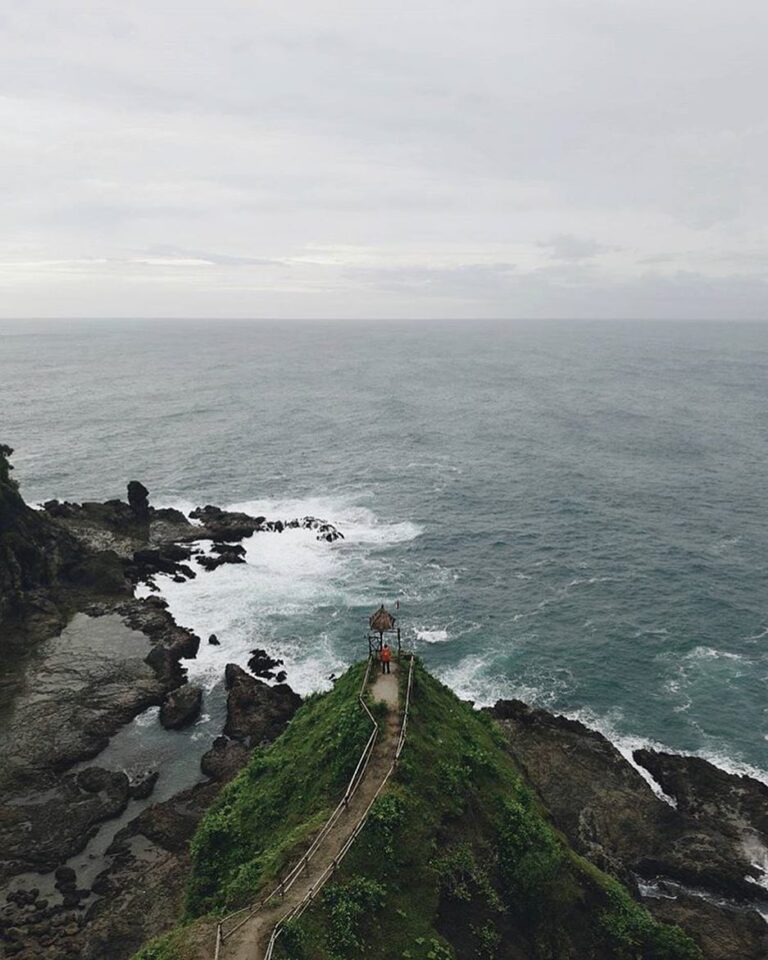 #explorejogja photo today by  taken at Pantai Siung, Gunungkidul....