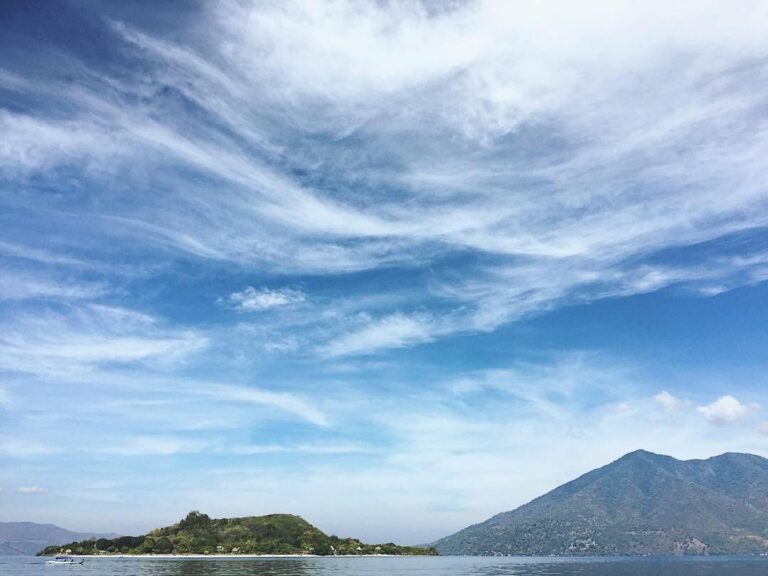 #explorealor Photo today by  Taken arround at Pantai Makassar, Alor Kecil, Nusa ...
