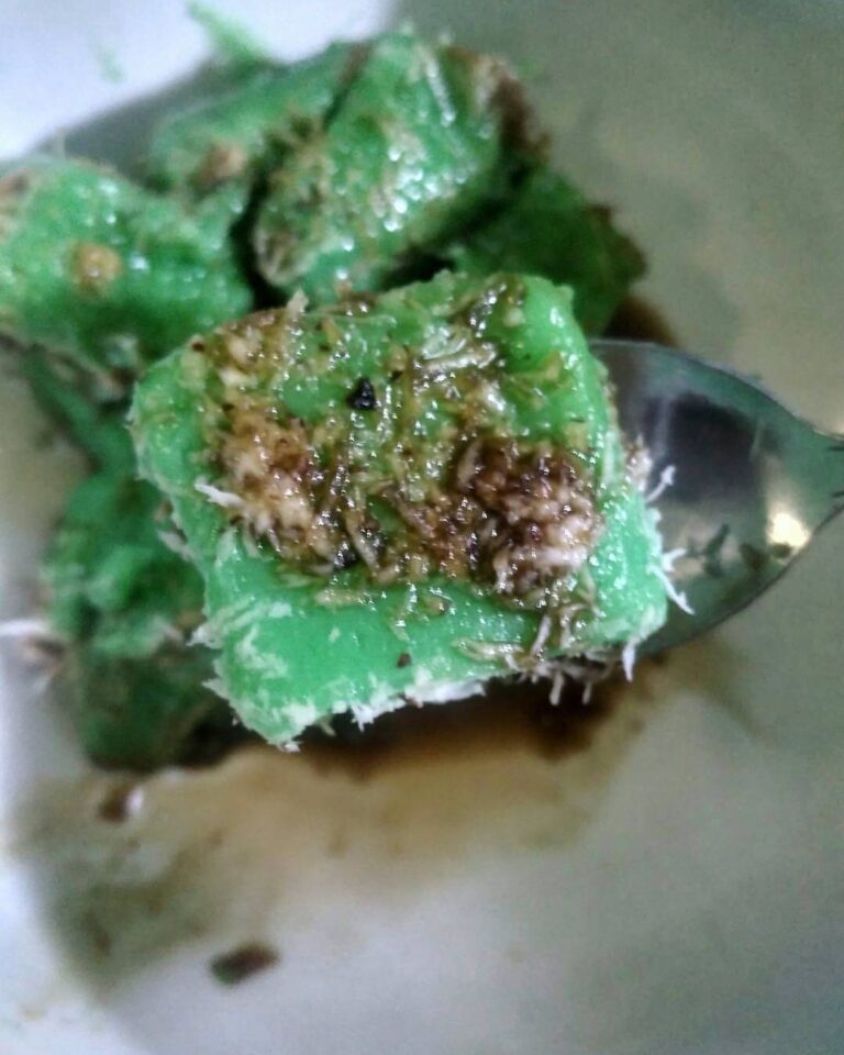 #explorebima_culinary Photo today by 

Pangaha Sakapo

Merupakan panganan khas s...