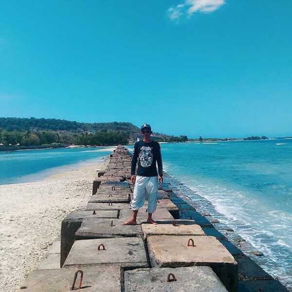 #explorealor Photo today by  Taken around at Pantai Mali, Alor, Nusa Tenggara Ti...