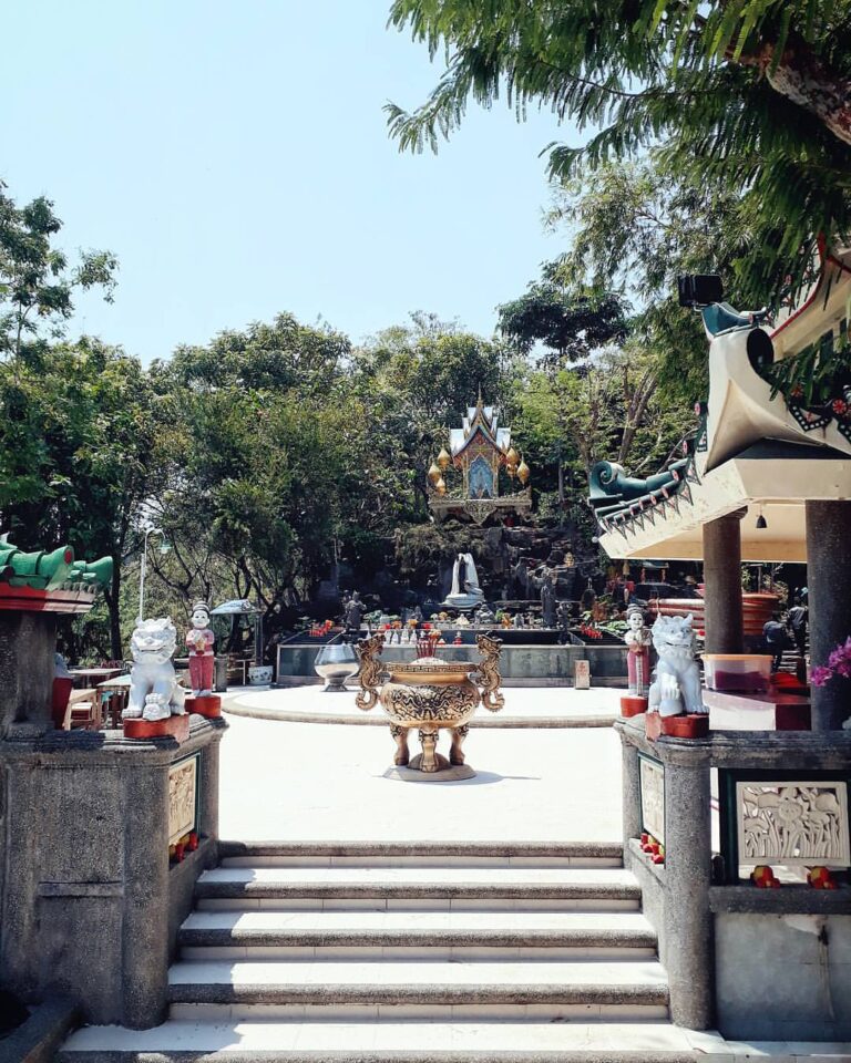 #exploresukabumi photo by  taken at Vihara Nam Hai Kwan Se Im Pu Sa, #Simpenan...